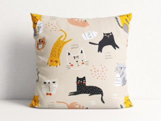 Poszewka na poduszkę bawełniana dla dzieci - wesołe koty na beżowym