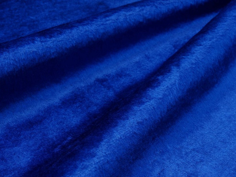 Sztuczne futro o krótkim włosiu na metry - Ilja 612 niebieski