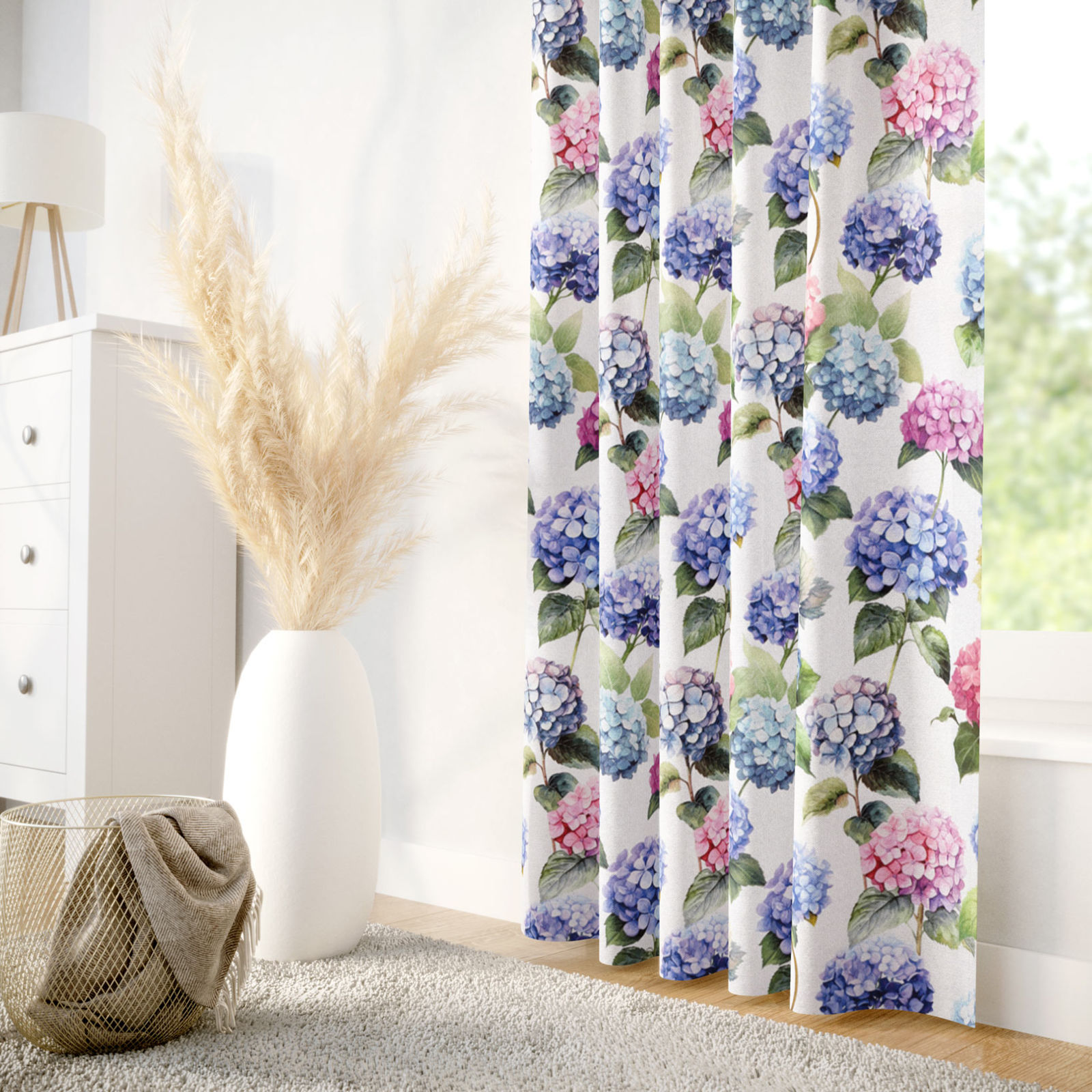 Zasłona dekoracyjna Loneta - kwiaty hortensji
