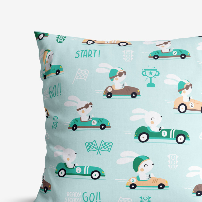 Poszewka na poduszkę bawełniana dla dzieci - króliczki w samochodach wyścigowych