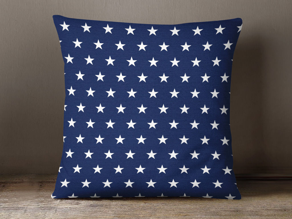 Poszewka na poduszkę bawełniana - białe gwiazdki na ciemnoniebieskim
