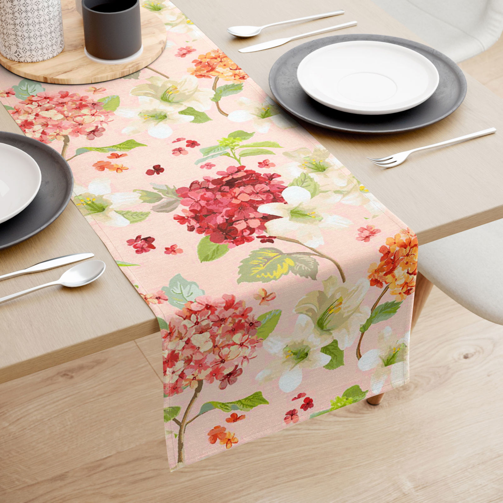 Bieżnik na stół Loneta - wiosenne kwiaty