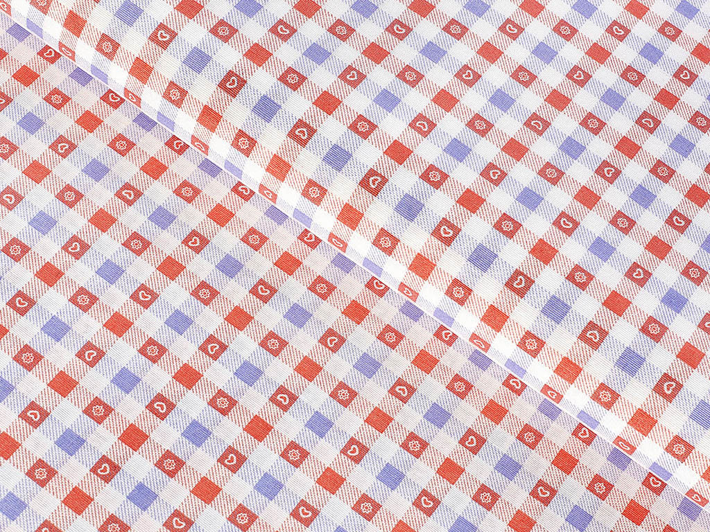 Tkanina dekoracyjna Loneta - czerwona i niebieska kratka z serduszkami