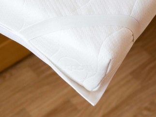 Wodoodporny ochraniacz na materac do łóżeczka - 60x120 cm
