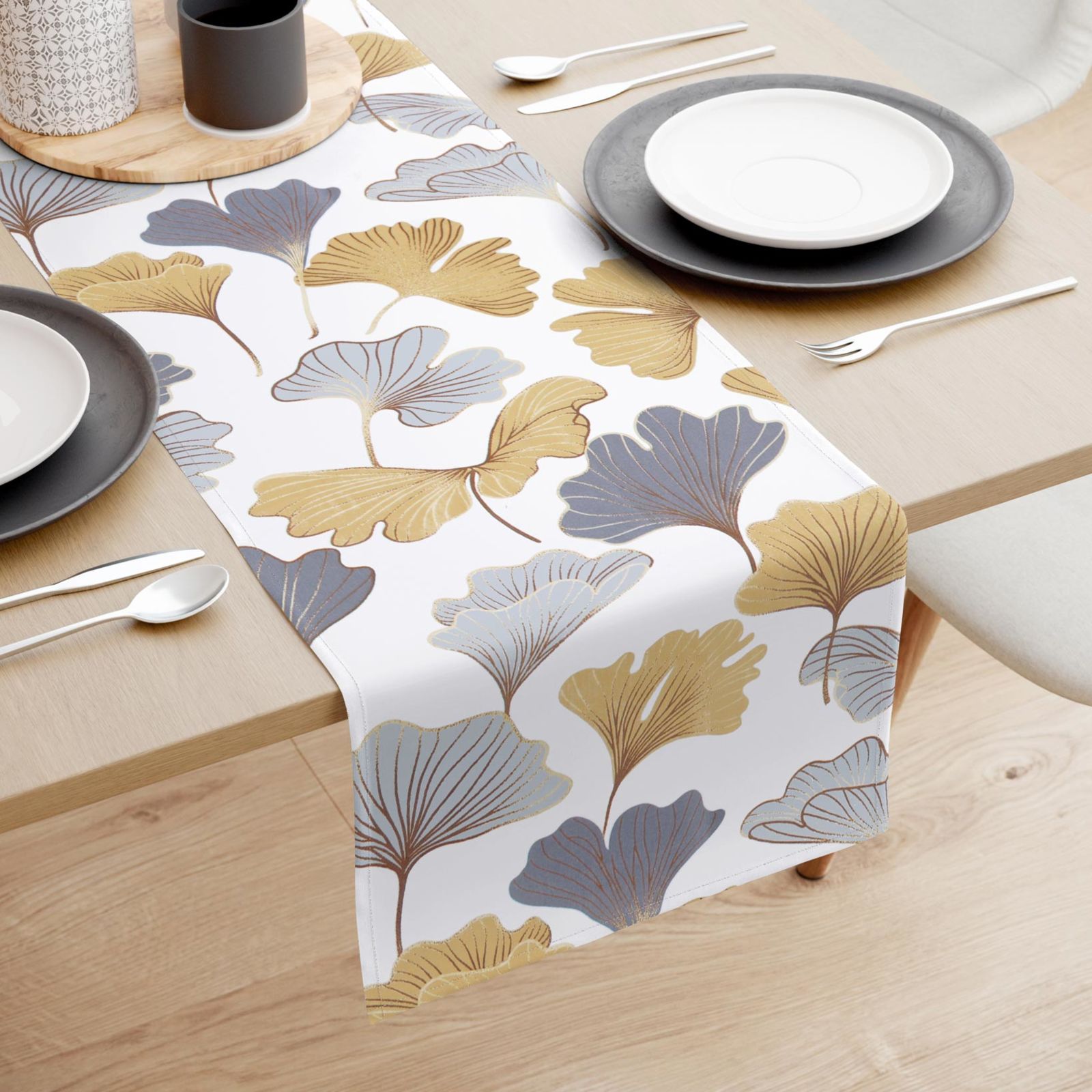 Bieżnik na stół z płótna bawełnianego - liście miłorzębu