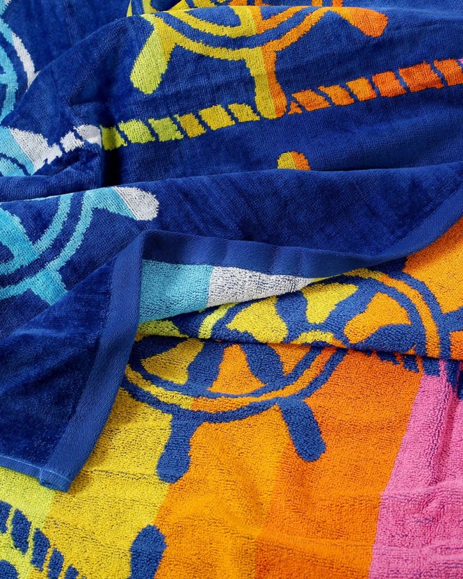 Duży ręcznik plażowy 90x180 cm - stery na ciemnoniebieskim